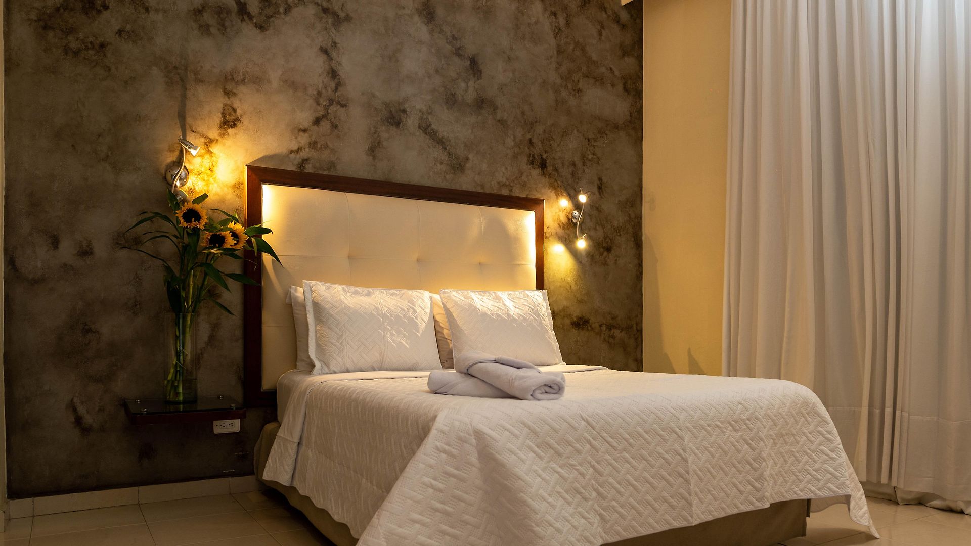 Virrey Hotel 4*