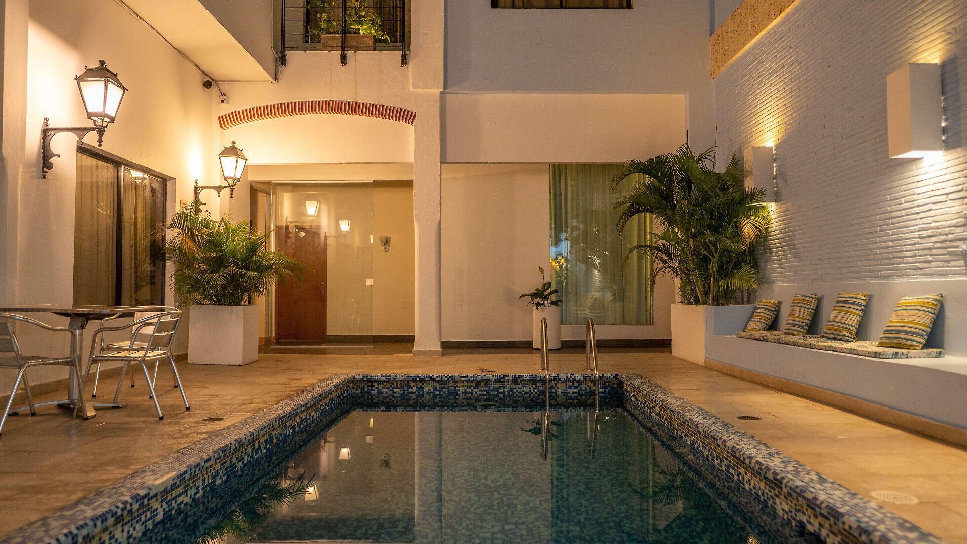 Virrey Hotel 4*