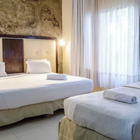 Virrey Hotel 4*
